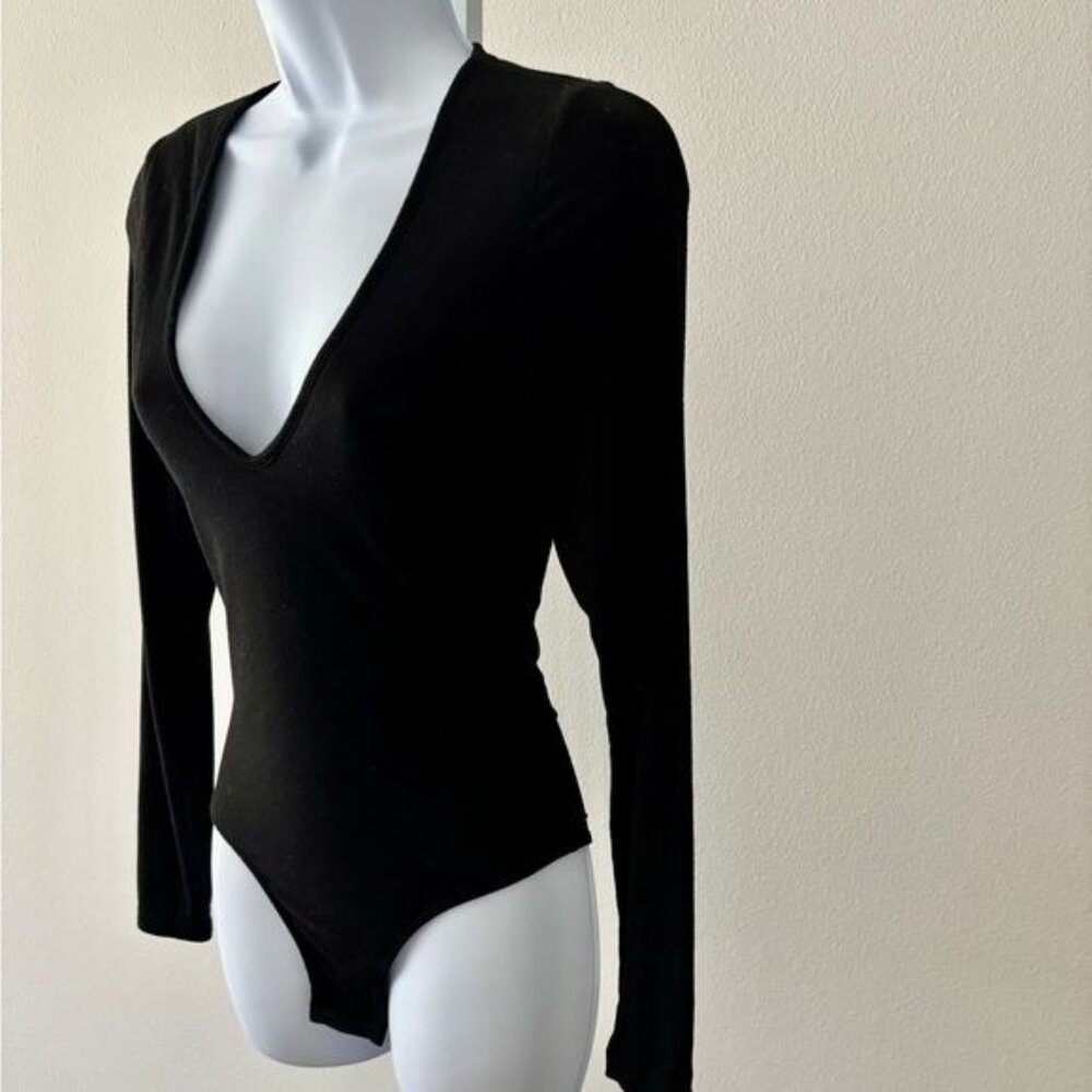 Klassy Network Bodysuit Medium Deep V Ribbed Minimalist Clean Girl Streetwear - Picture 9 of 14